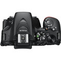 Nikon D5600 + 18-105 AF-S DX VR_720170876