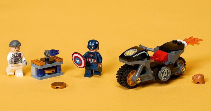 LEGO® Marvel Super Heroes 76189 Captain America vs. Hydra_561352544
