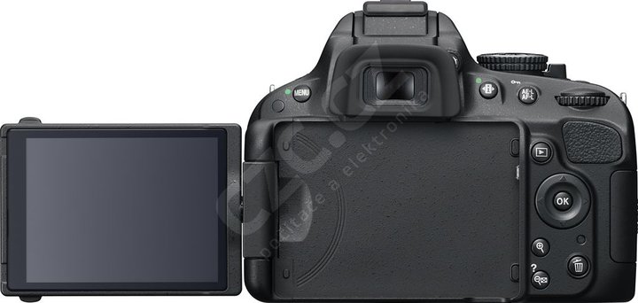Nikon D5100 + objektivy 18-55 AF-S DX VR a 55-300 AF-S VR_732862662