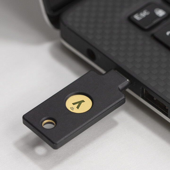 YubiKey 5C NFC - USB-C, klíč/token s vícefaktorovou autentizaci (NFC, MIFARE),_1194420756