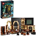 LEGO® Harry Potter™ 76397 Kouzelné momenty z Bradavic: Hodina obrany proti černé magii Poukaz 200 Kč na nákup na Mall.cz