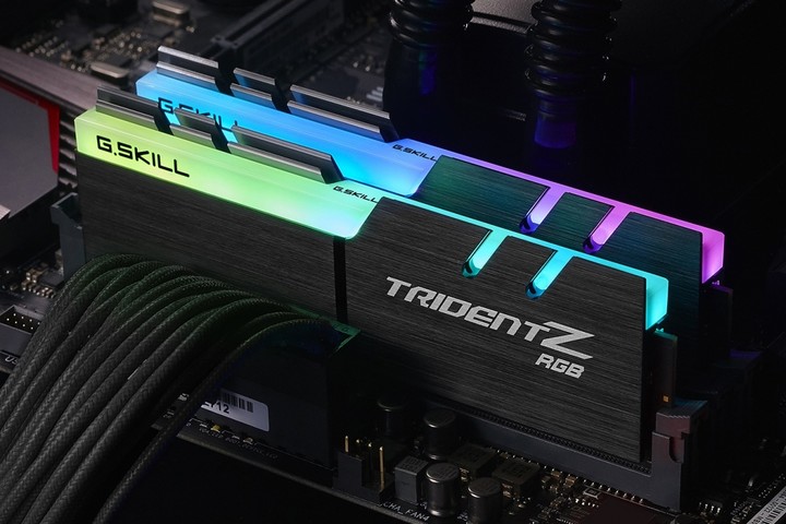 G.SKill TridentZ RGB 16GB (2x8GB) DDR4 3200 pro AMD