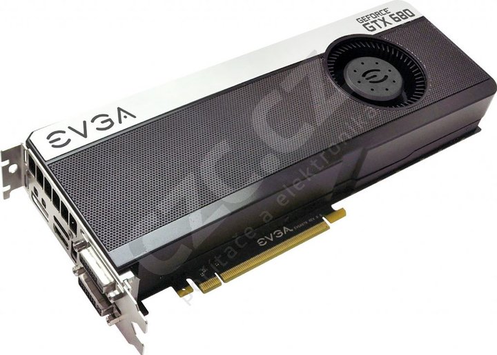 EVGA GeForce GTX 680 FTW 2GB_995164935