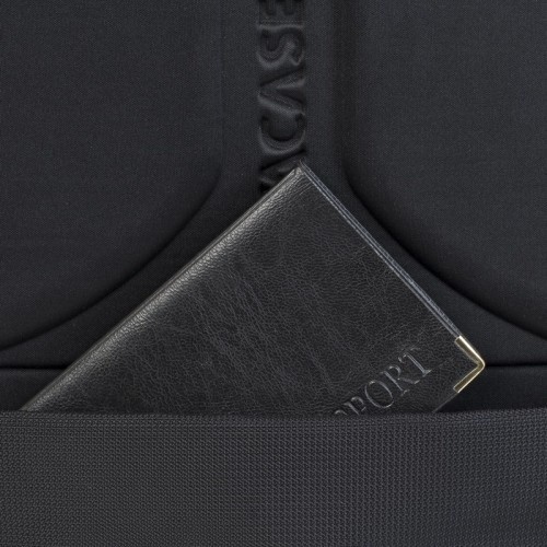 RivaCase 7860 speciální batoh na notebook a herní příslušenství 17.3", černá