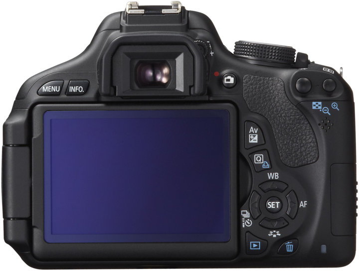 Canon EOS 600D + objektvy EF-S 18-55 IS II a EF-S 55-250 IS_619600680