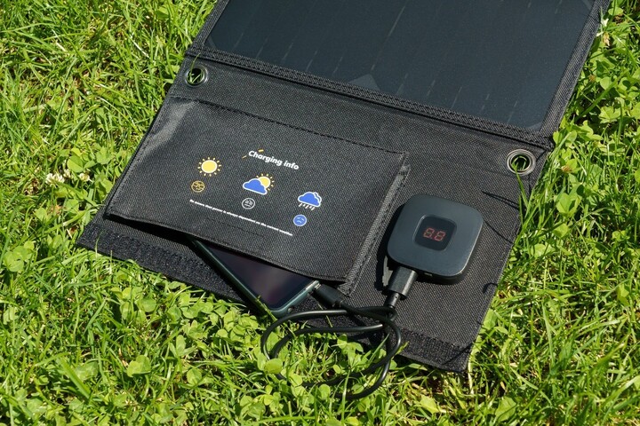 CROSSIO solární panel SolarPower 28W 2.0, 1x USB-A, 1x USB-C_716137448