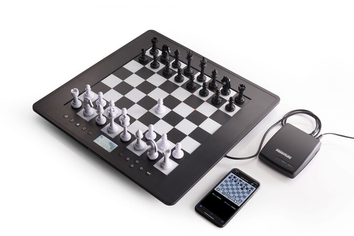 Millenium šachový počítač The King Competition_1442311173