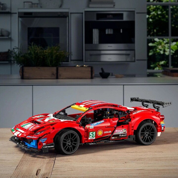 LEGO® Technic 42125 Ferrari 488 GTE „AF Corse #51”_2079350897