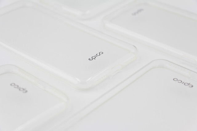 EPICO plastový kryt RONNY GLOSS pro Realme X50, bílá transparentní_1009154807