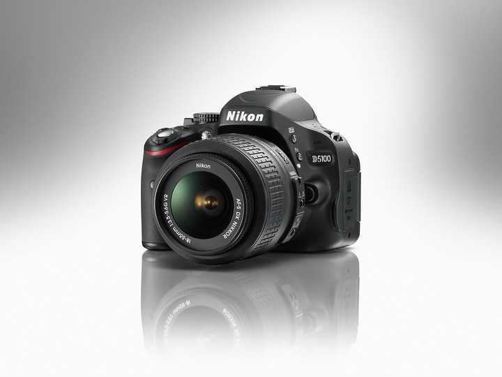 Nikon D5100 + 18-105 VR AF-S DX_1894669802