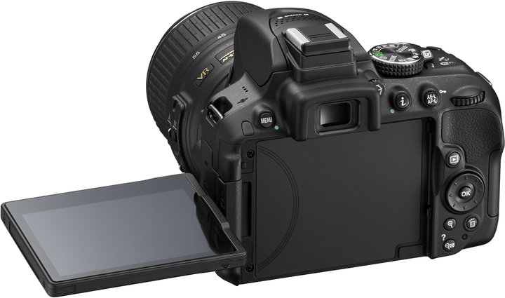 Nikon D5300 + 18-55 VR AF-P, černá_2053014254