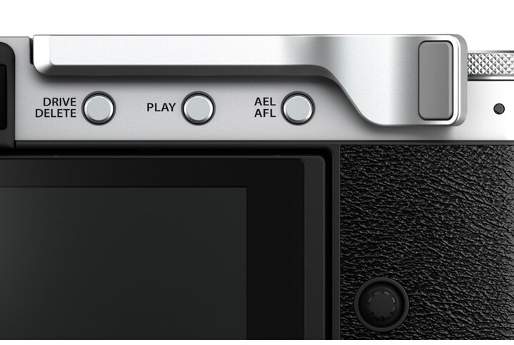 Fujifilm X-E4 + ACC Kit, stříbrná_902928803