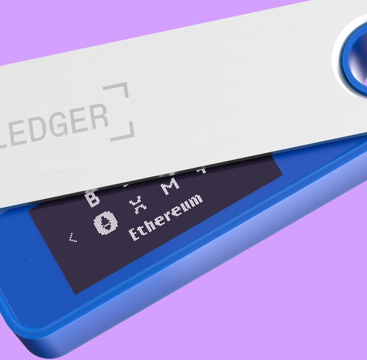 Ledger Nano S Plus Deepsea Blue, hardwarová peněženka na kryptoměny_786217134