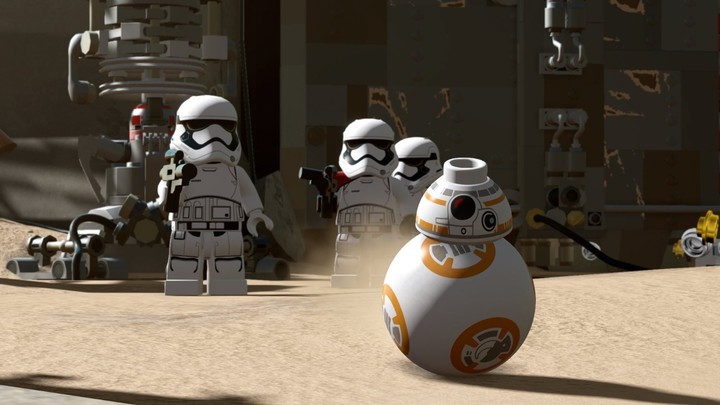 LEGO Star Wars: The Force Awakens (Xbox 360)_935243630