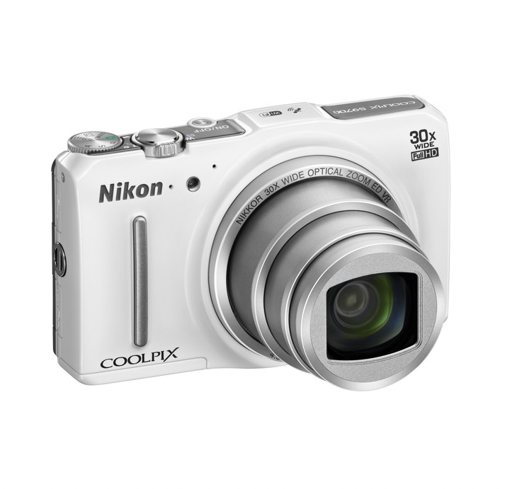 Nikon Coolpix S9700, bílá_1460671728
