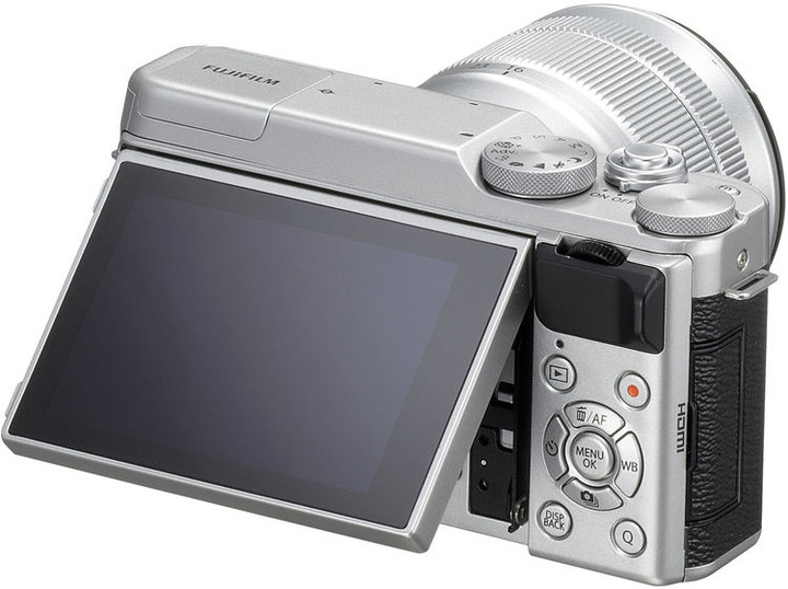 Fujifilm X-A10 + XC 16-50mm, stříbrná/černá_1958660241