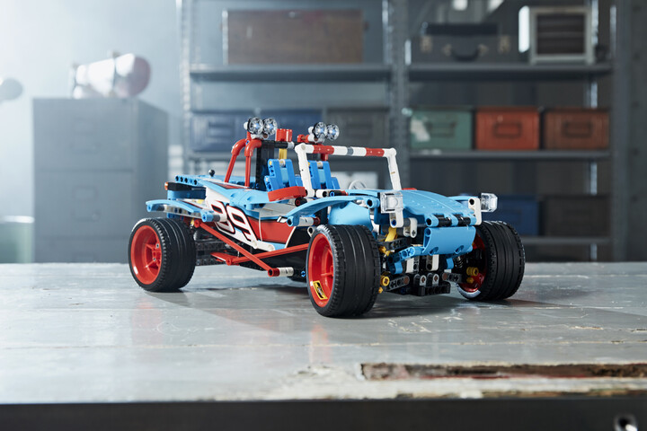 LEGO® Technic 42077 Závodní auto_1662308616