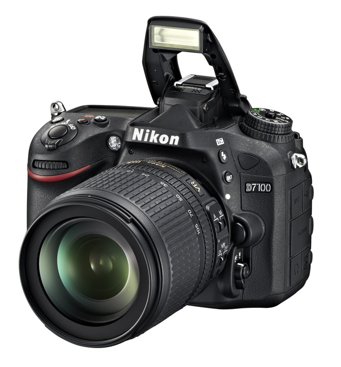 Nikon D7100 + 18-105 AF-S DX VR_1260765252