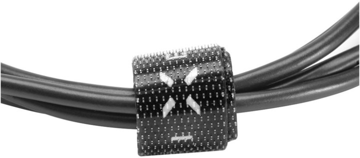 FIXED dlouhý datový a nabíjecí kabel s konektorem USB-C, USB 2.0, 2 metry, 3A, černá