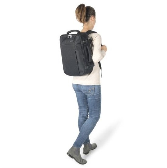 TUCANO Tugo cestovní batoh - kabinové zavazadlo 20 l, černá_864921424