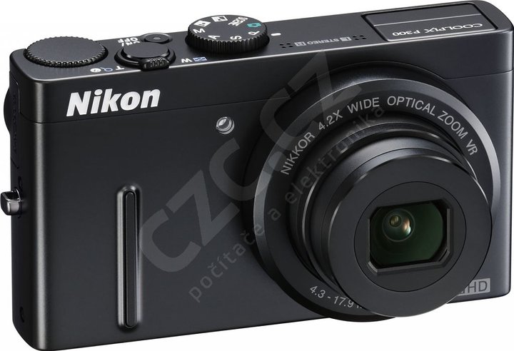 Nikon Coolpix P300, černý_1389543458
