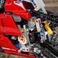 LEGO® Technic 42107 Ducati Panigale V4 R, 646 dílků v hodnotě 1 599 Kč_1591509092