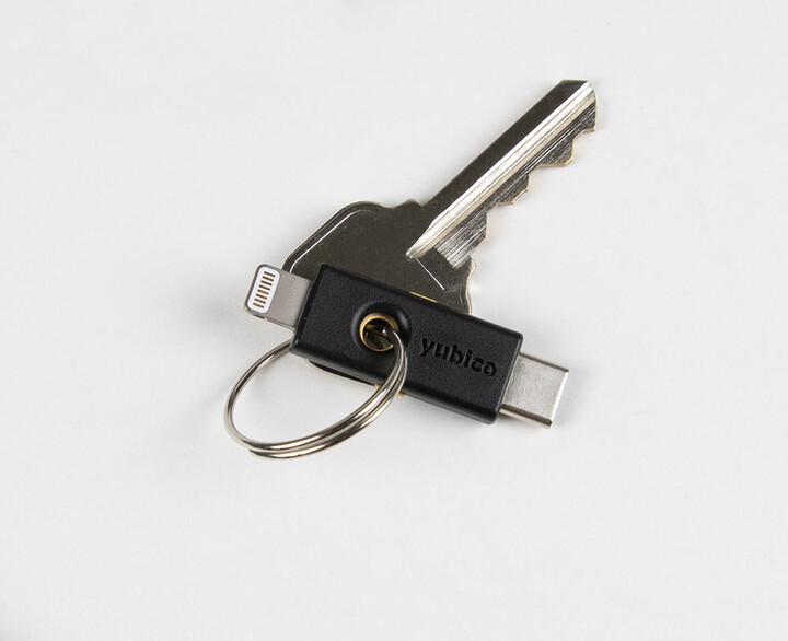 YubiKey 5Ci - USB-C + Lightning, klíč/token s vícefaktorovou autentizaci,_2134407420