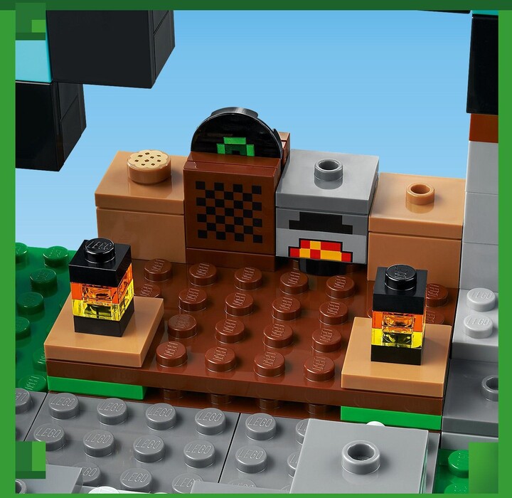 LEGO® Minecraft® 21244 Rytířská základna_135591954