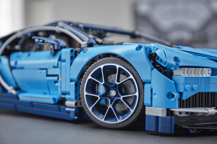 LEGO® Technic 42083 Bugatti Chiron_1490805021