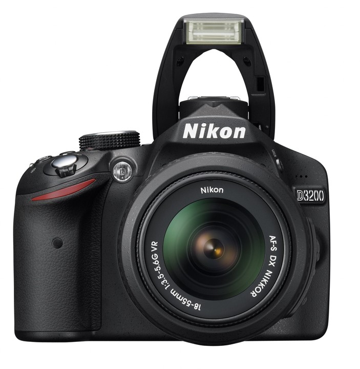 Nikon D3200 + objektivy 18-55 AF-S DX VR a 55-200 AF-S VR_1393542820