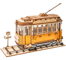 Stavebnice RoboTime - Historická tramvaj, dřevěná