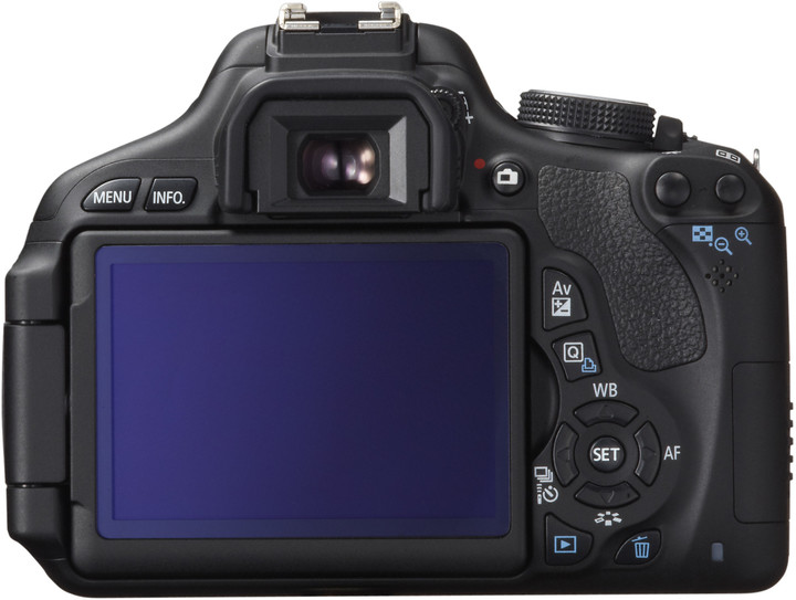 Canon EOS 600D + objektiv EF-S 18-135 IS_539034788