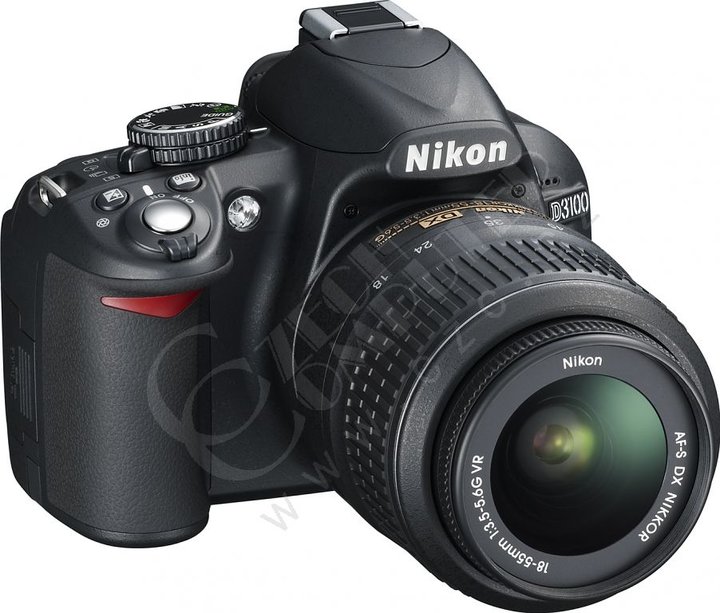 Nikon D3100 + objektivy 18-55 VR AF-S DX a 55-300 VR AF-S DX_256397305