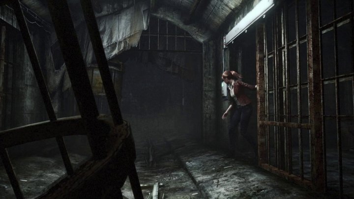 Resident Evil: Revelations 2 (PS4)_850227627