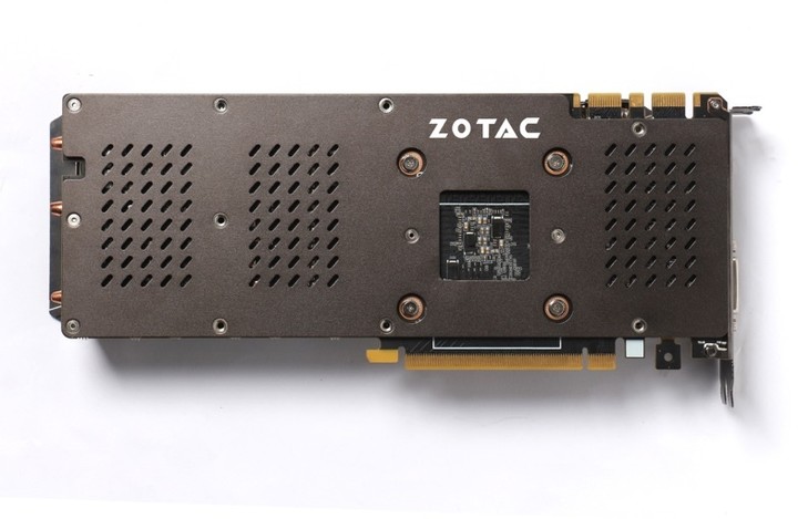 Zotac GTX 970 AMP! Omega Core Edition_402443316