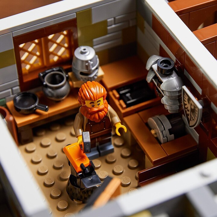 LEGO® Ideas 21325 Středověká kovárna_1271918182