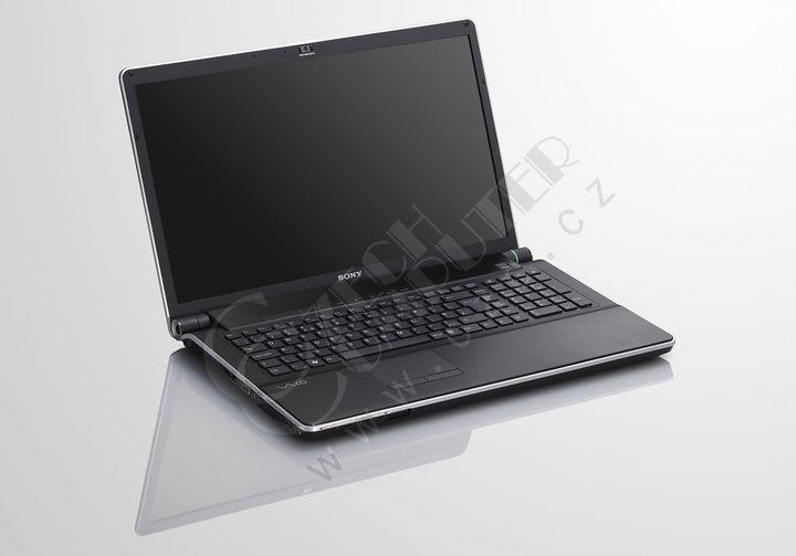 Sony VAIO AW (VGN-AW41ZF/B)_1379713097