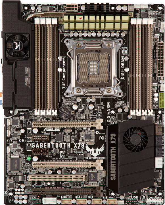 ASUS SABERTOOTH X79 - Intel X79_249043300