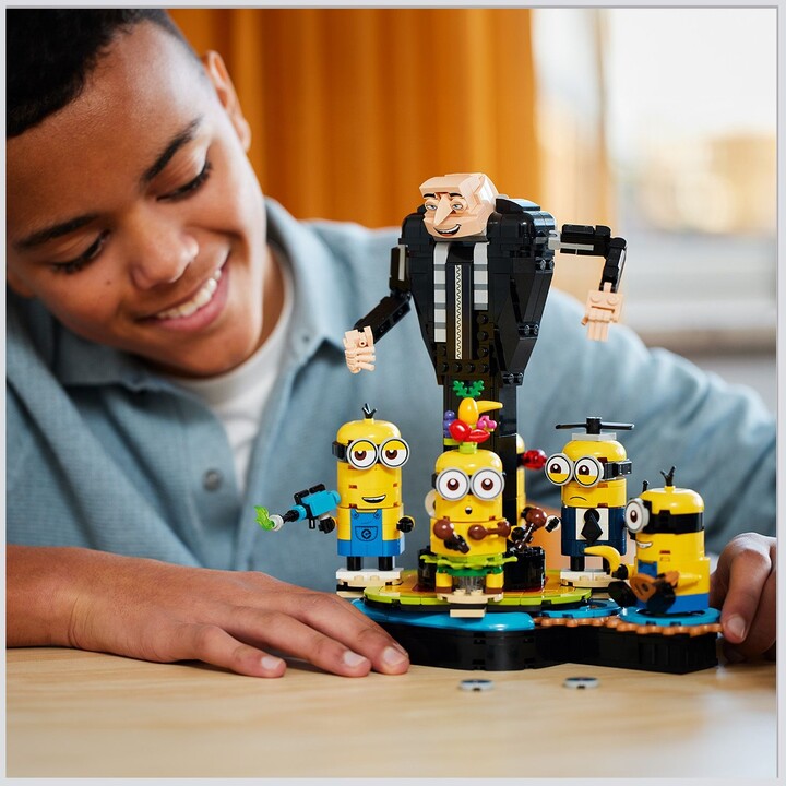 LEGO® Já padouch 4 75582 Gru a mimoni z kostek_1709251596