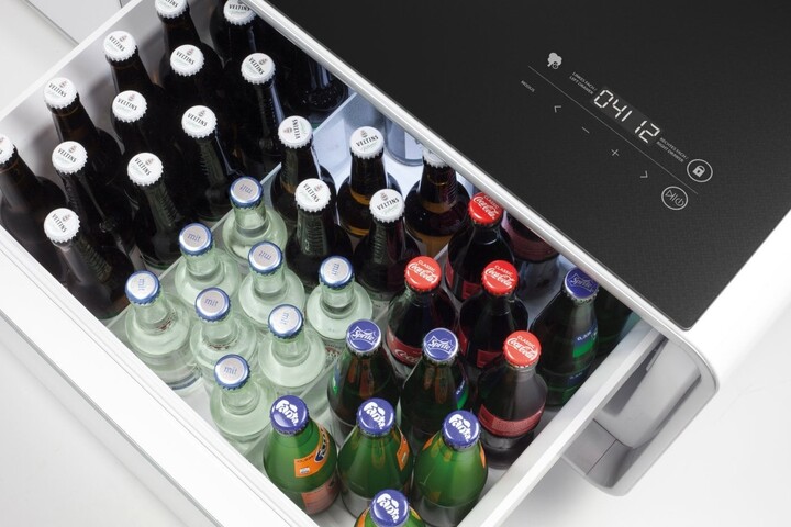 CASO Sound&amp;Cool, 4v1 soundbar, chladič nápojů, nabíječka a stolek_1709100605