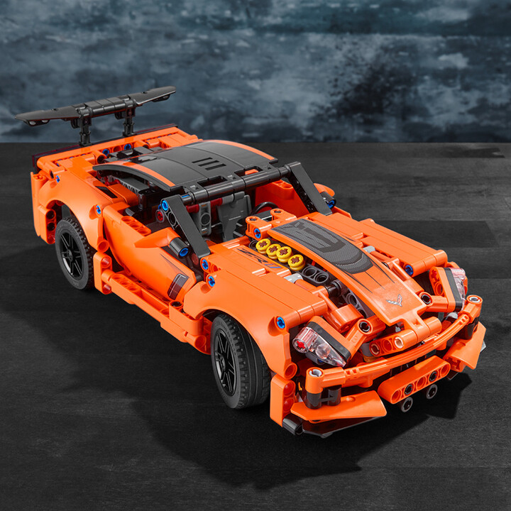 LEGO® Technic 42093 Chevrolet Corvette ZR1_1687946689