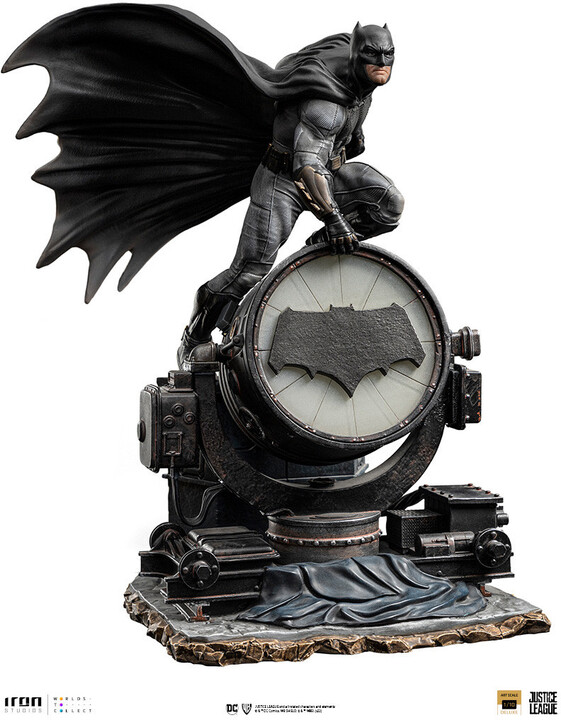 Figurka Iron Studios DC: Zack Snyder&#39;s Justice League - Batman on Batsignal Deluxe Art Scale 1/10_470225723