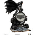 Figurka Iron Studios DC: Zack Snyder&#39;s Justice League - Batman on Batsignal Deluxe Art Scale 1/10_470225723