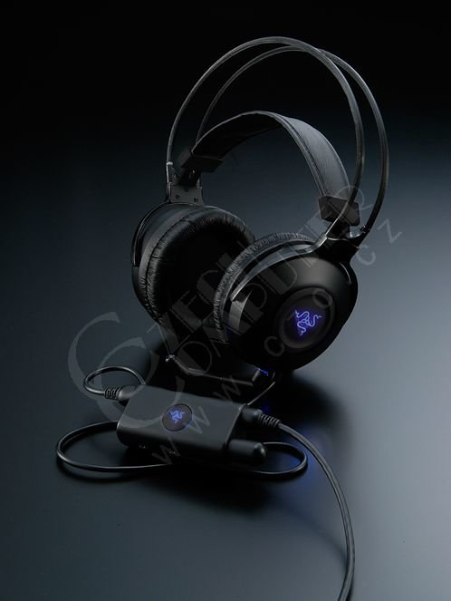 Razer Barracuda HP-1 Gaming Headphones_148245968