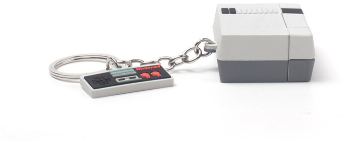 Klíčenka Nintendo - NES 3D_1576663441