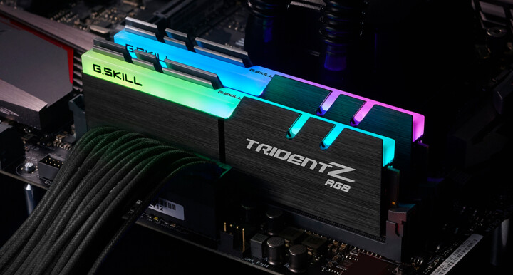 G.SKill TridentZ RGB 16GB (2x8GB) DDR4 4000 CL18