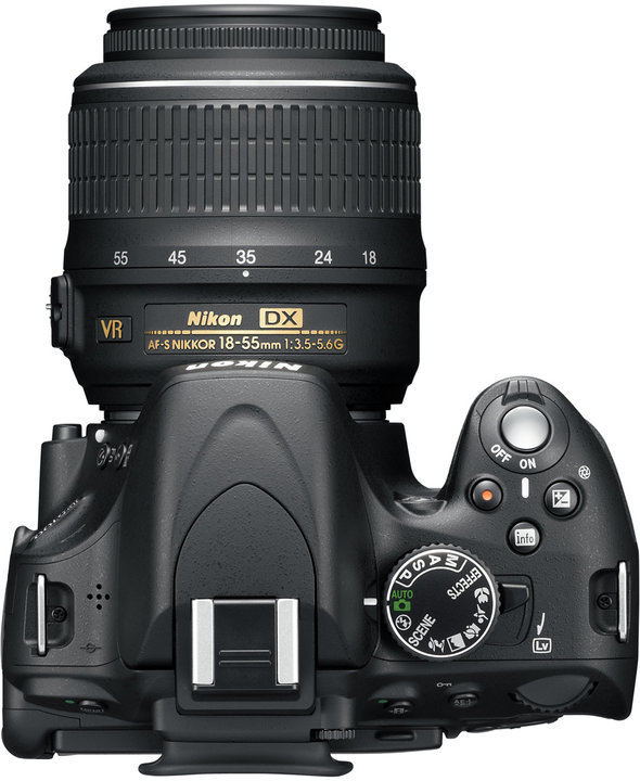 Nikon D5100 + objektiv 18-55 II AF-S DX_493040236