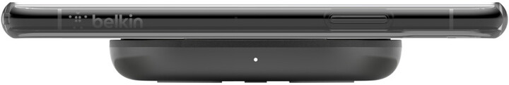 Belkin bezdrátová nabíječka s adaptérem, 15W, černá_1020762476