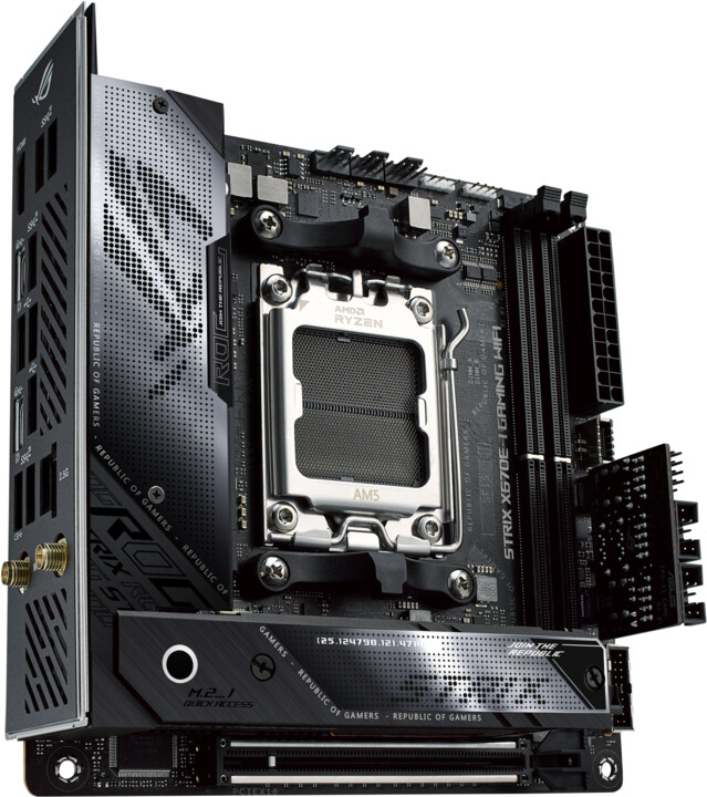 ASUS ROG STRIX X670E-I GAMING WIFI - AMD X670_1265705478
