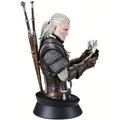 Figurka The Witcher - Geralt hraje Gwint Busta_2000603189